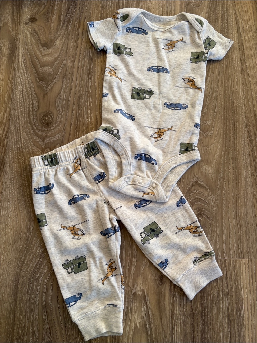 Carters Set Two-Piece Set